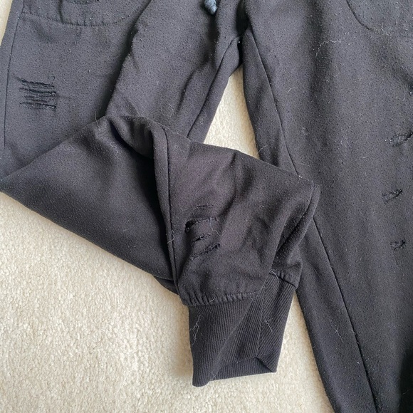 Ripped Skinny Joggers - Picture 4 of 5